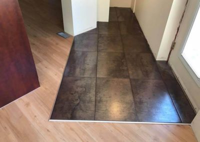 Pro-Installations black tile entranceway